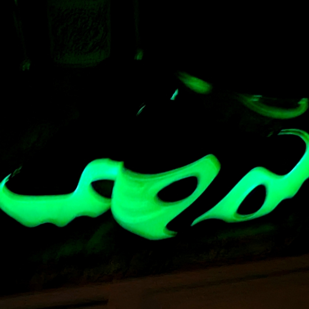 Nike zoom Rookie Penny Hardaway "glow"